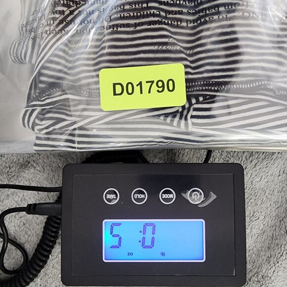 Madewell Top Womens XL Black White Striped Knot Front Tee Crew Neck Short Sleeve - Picture 8 of 8